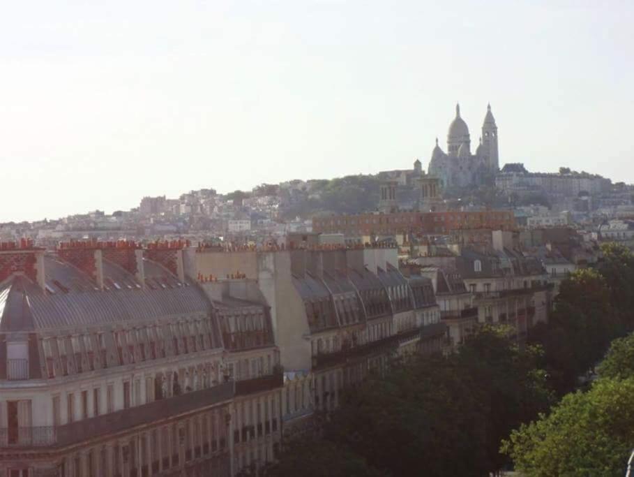 Apartmán Amazing Eiffel Views At Cool Central Area Paříž Exteriér fotografie